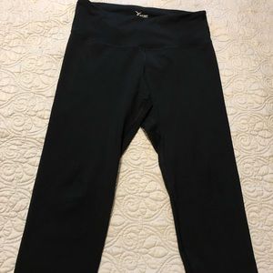 Black Capri Leggings - XL - Old Navy